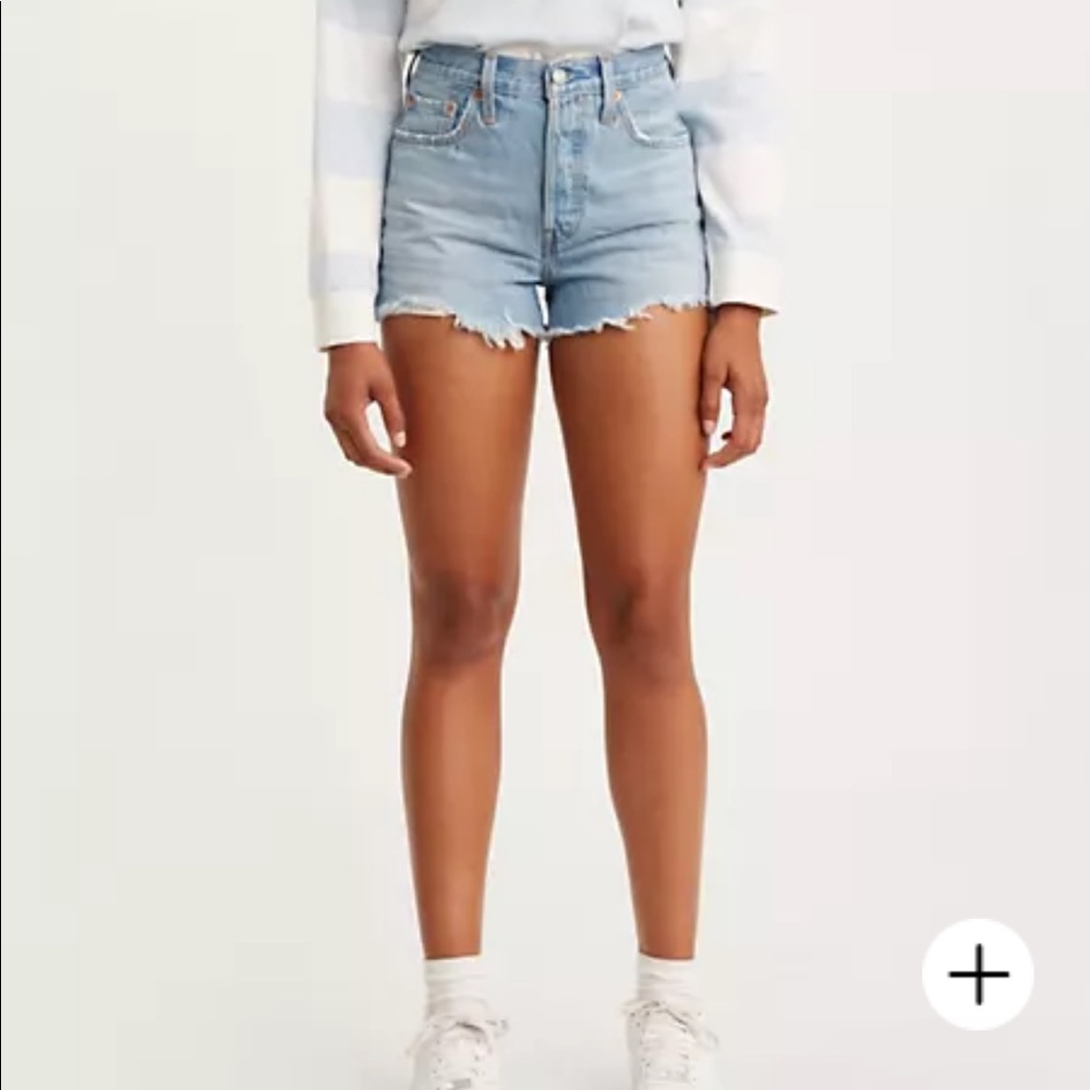 Levi’s 501 High Rise Shorts - Size 28 - NWT